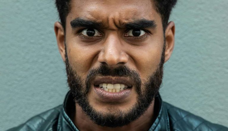 The Item of Clothing That Can Help People Feel Less Angry (M)