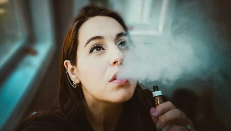 Teen Cannabis Use Doubles The Risk Of Psychosis & Bipolar Disorder (M)