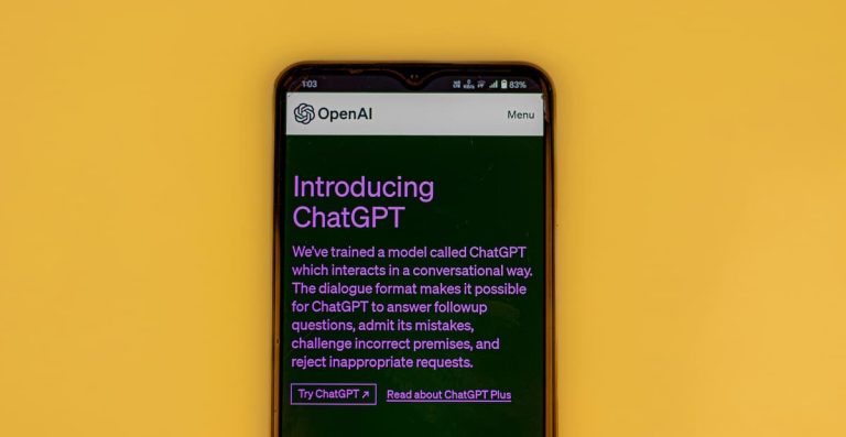 Why Using AI Makes You Smarter — But None The Wiser (M)