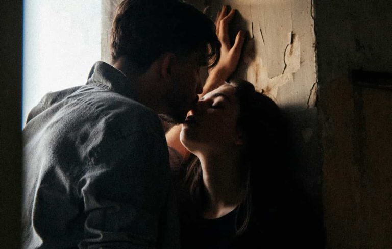 Cheating Partners Are Most Common In These Professions (M)