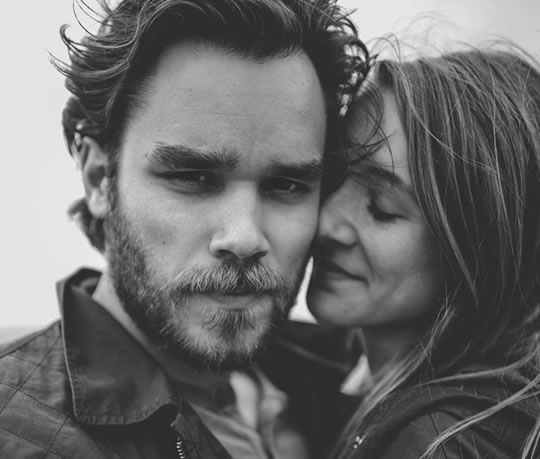The First Impression Men And Women Find Most Attractive - PsyBlog