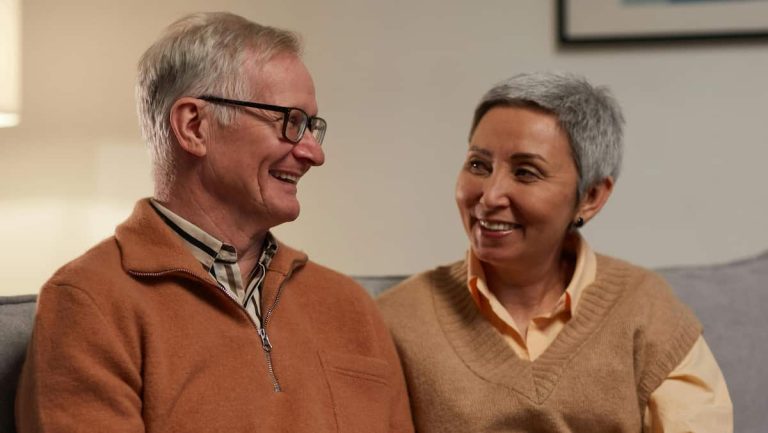 How Couples Can Actively Amplify Their Happiness (M)