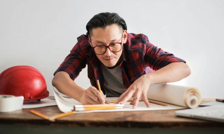 The Hidden Disadvantage Of Living A Creative Life (M)