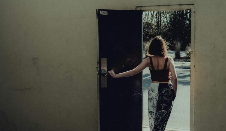 How Your Brain Divides Your Life Into Separate Episodes (M)