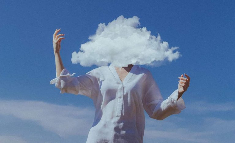 Why Your Most Bizarre Daytime Thoughts Might Actually Be Waking Dreams (M)