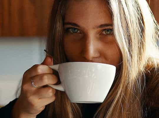 Coffee’s Boost Comes From More Than Just Caffeine (M)