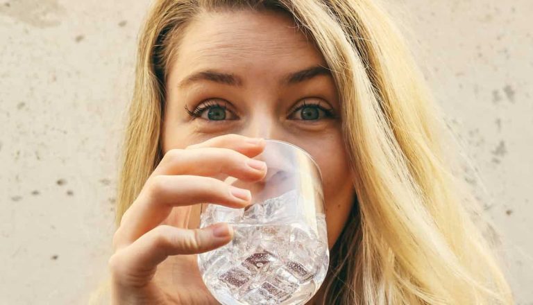 Why Alcoholics Drink: It Is NOT To Escape Emotional Pain (M)