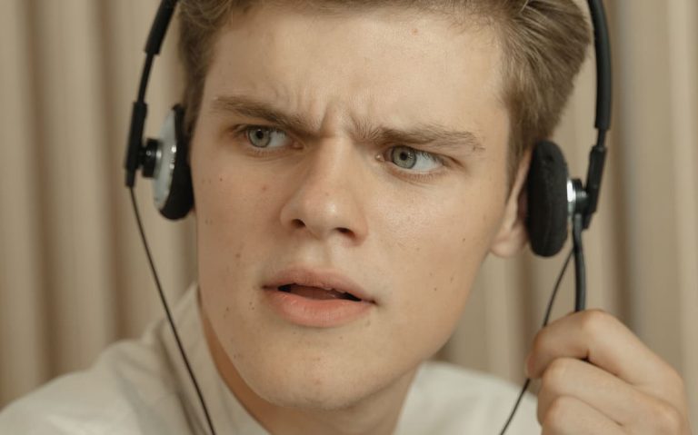 The Surprising Words Your Brain Hides From Conscious Awareness (M)