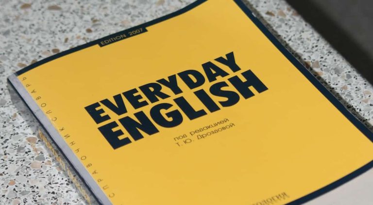 How To Instantly Sound More Fluent In A Foreign Language (M)