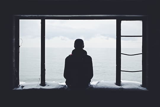 Loneliness Has A Toxic Effect On Brain Activity — May Explain The Condition (M)