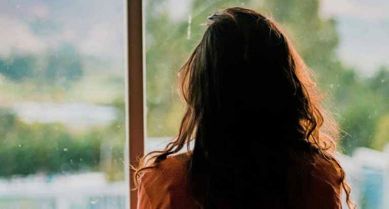 This Simple Group Activity Cuts Loneliness — Especially For The Most Vulnerable (M)