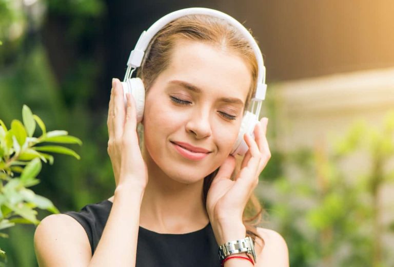 The Science Behind How Music Transforms Your State of Mind (M)