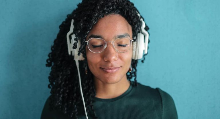 These Songs Make People Feel Less Lonely (M)