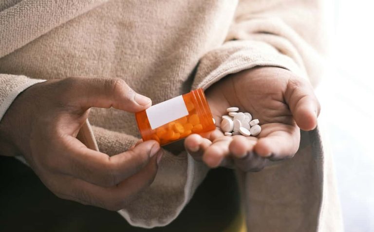 The Vitamin Linked To Better Sleep And Sharper Thinking (M)