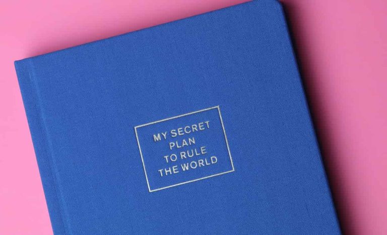 Letting Go Of Unattainable Goals Feels Wonderful — Here’s Why (M)