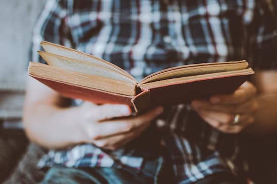 The Best Books For Boosting Linguistic Skills (M)