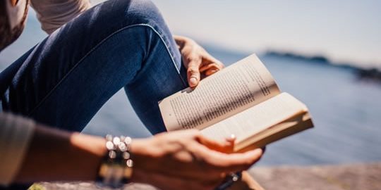 7 Ways Reading Enhances Both Mind And Body