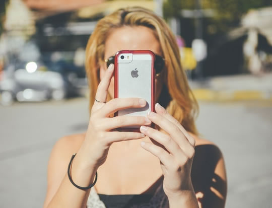 This Selfie Angle Makes You Look Most Attractive