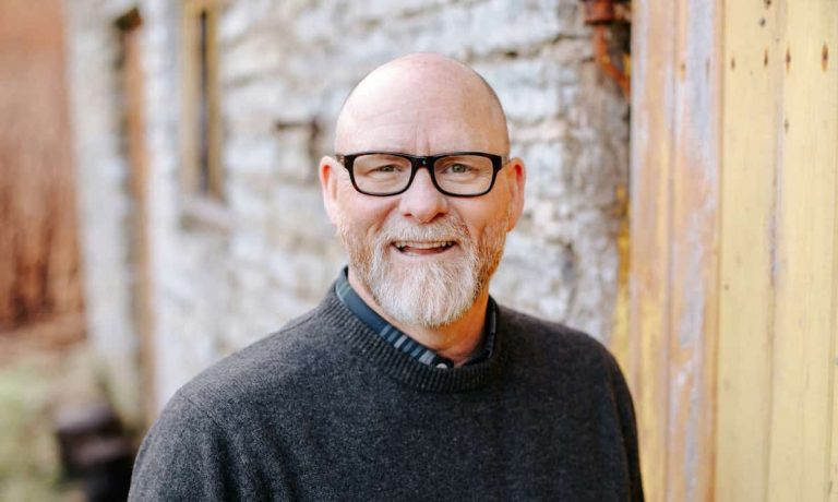 The Familiar Treat Linked To Looking Younger & Slower Biological Aging (M)