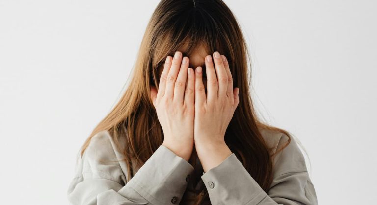 Conquer Social Anxiety: 10 Valuable Insights From Psychological Research (P)