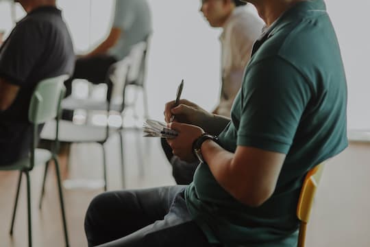 Brainwaves Reveal When Students Are Learning From Their Teacher (M)