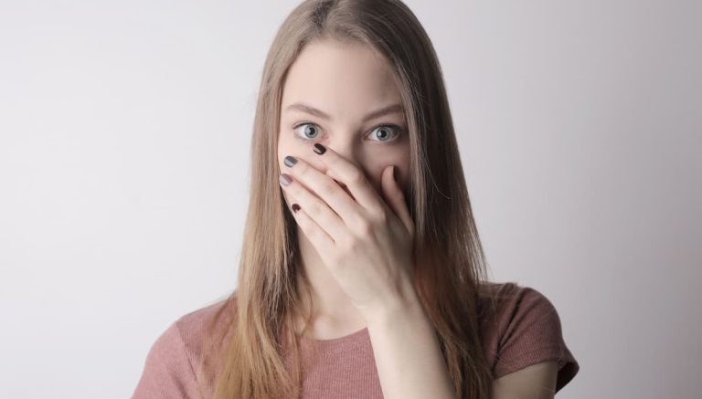 9 Powerful Signals Hidden In The Sound Of Your Voice (P)
