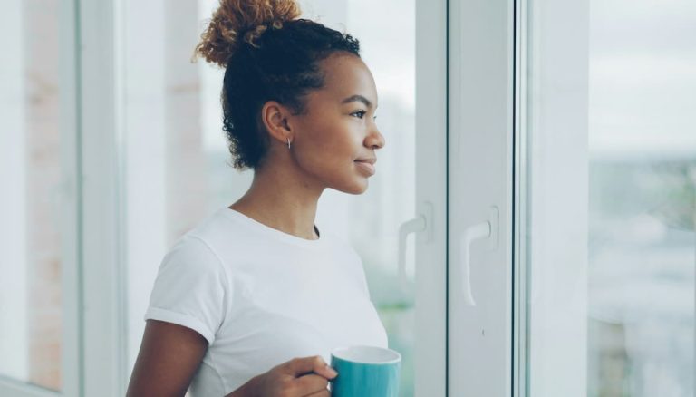 Lark vs Owl: 10 Ways Sleep Timing Shapes Your Mind And Body (P)