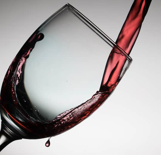 The Drink That Shrinks Your Brain – Even At Lowest Levels (M)