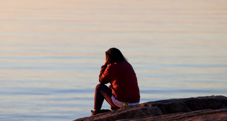 These Women Believe They’re Destined To Be Alone — Researchers Wanted To Know Why (M)
