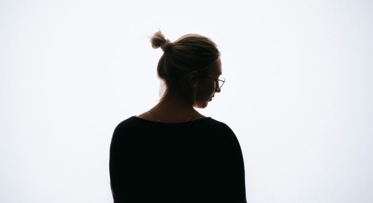 9 Cutting-Edge & Classic Treatments For Depression That Work (P)