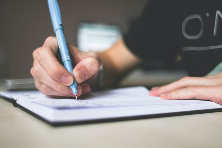 This Type Of Writing Helps Some Young Adults Feel Less Depressed (M)
